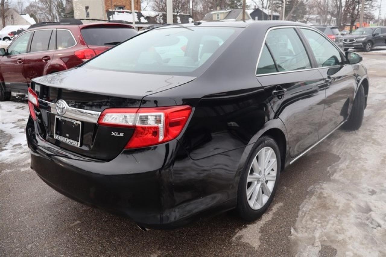 Toyota Camry  2014