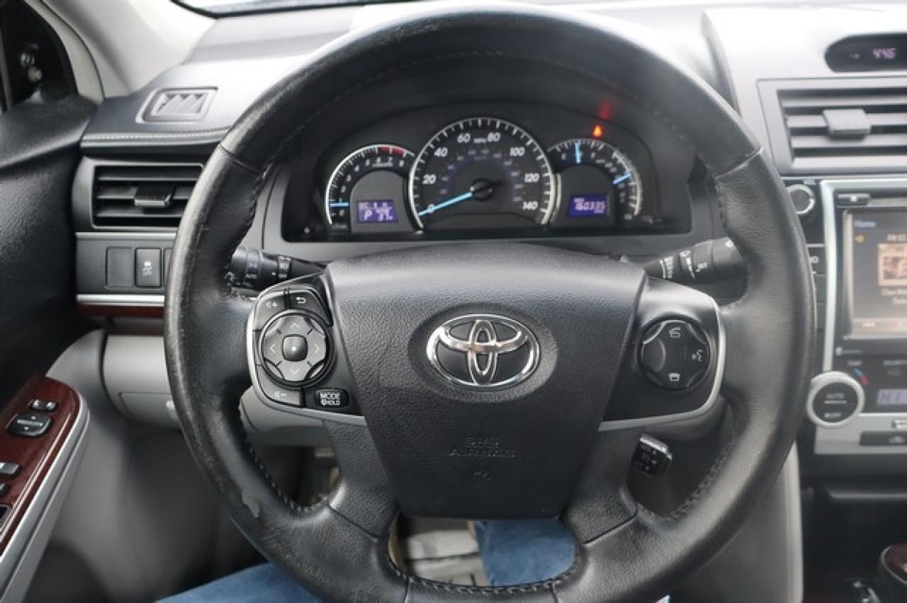 Toyota Camry  2014