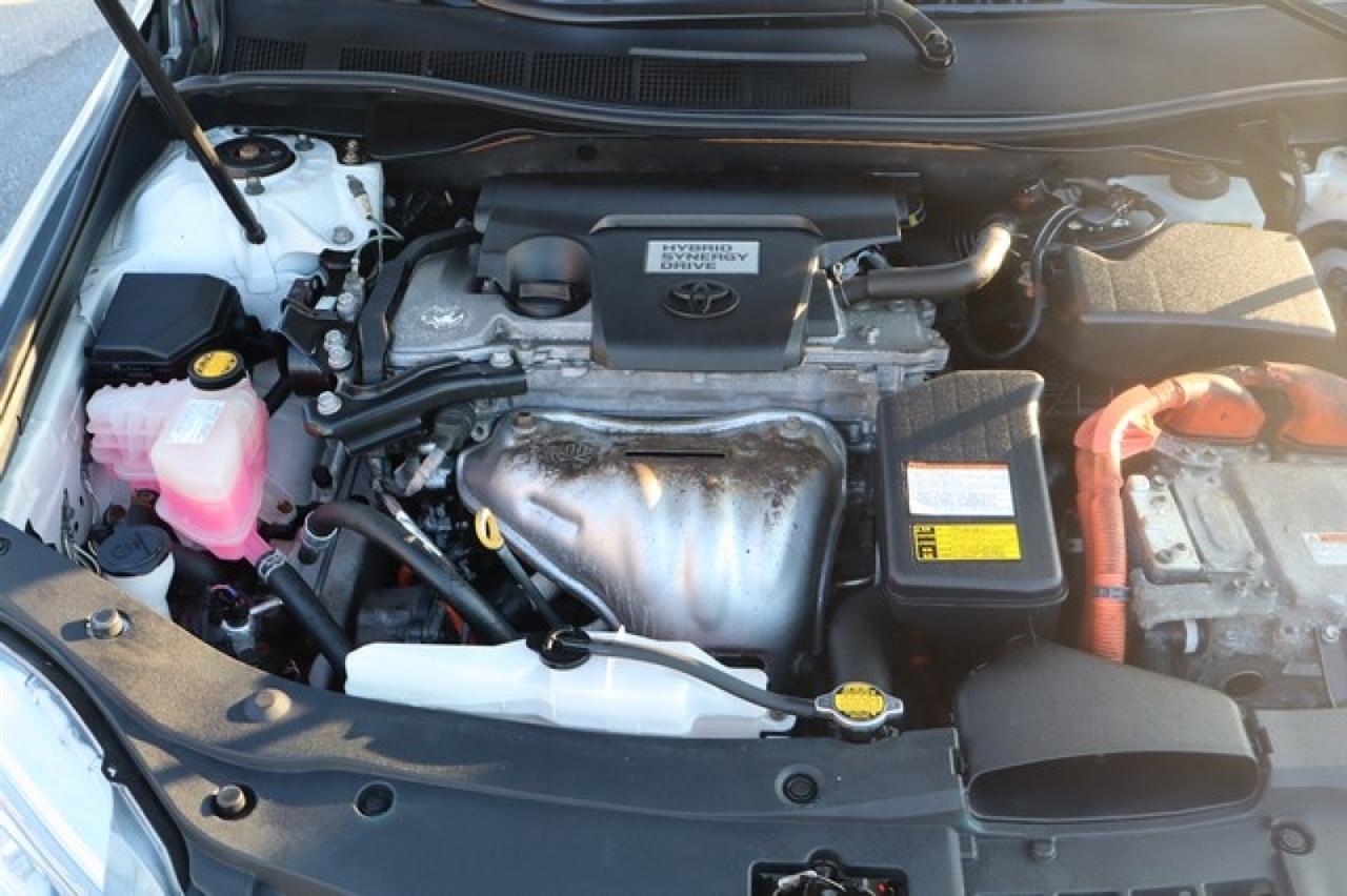 Toyota Camry Hybrid  2015
