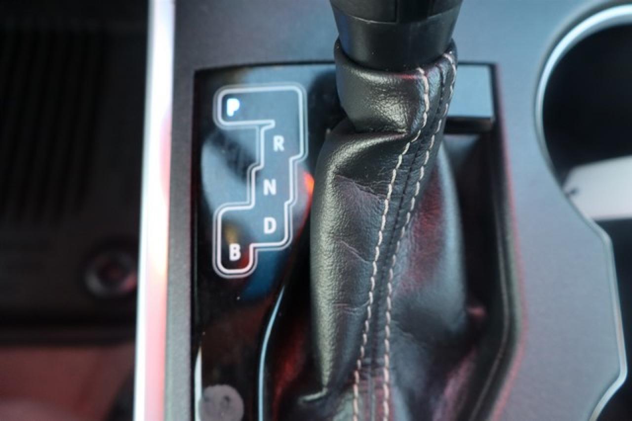 Toyota Camry Hybrid  2015