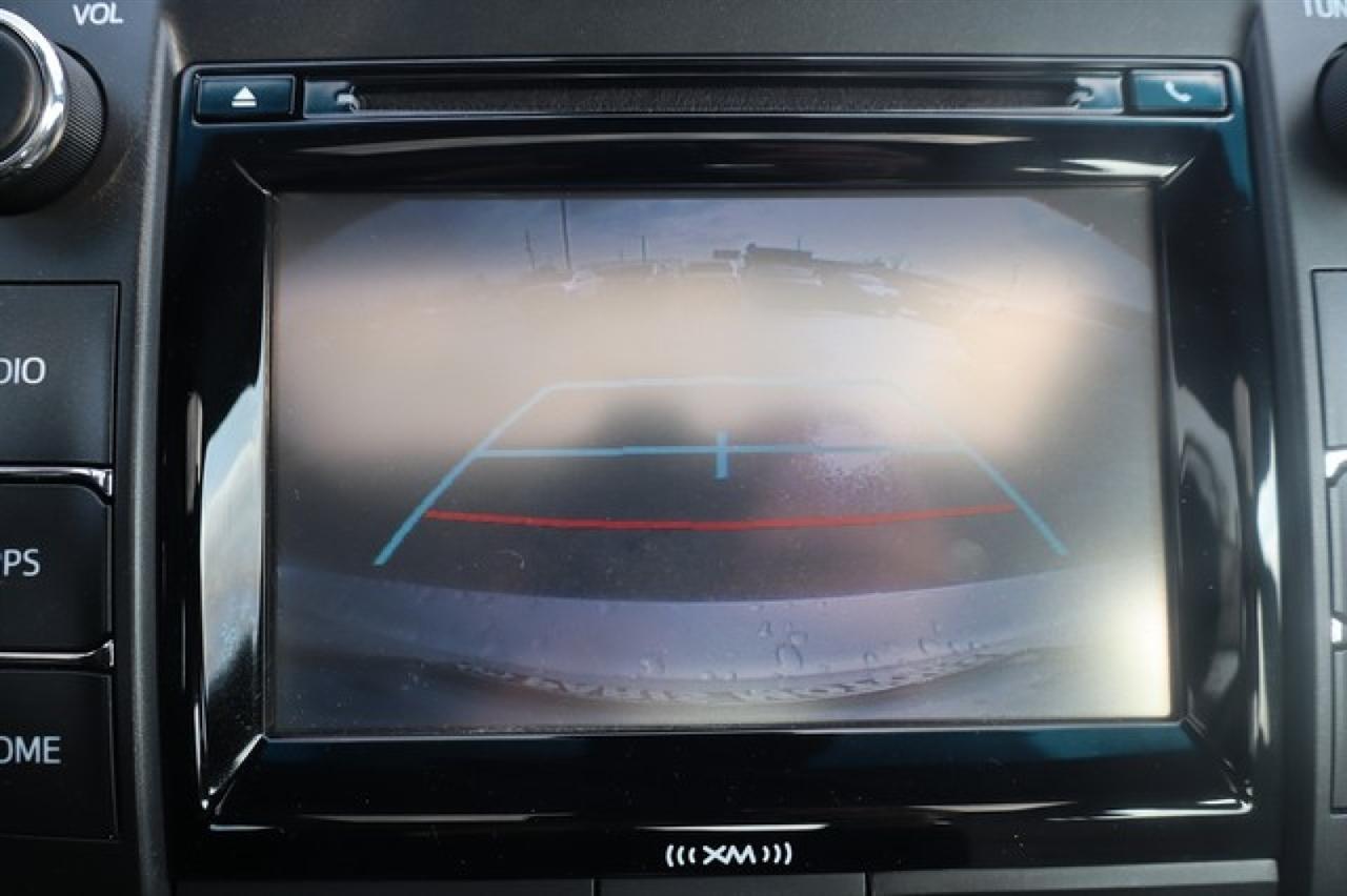 Toyota Camry Hybrid  2017