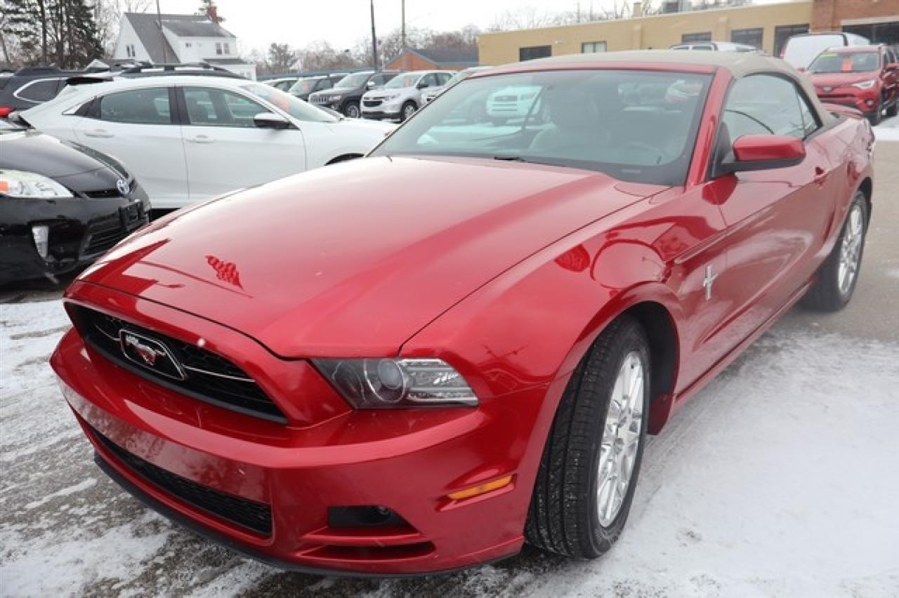 Ford Mustang  2013
