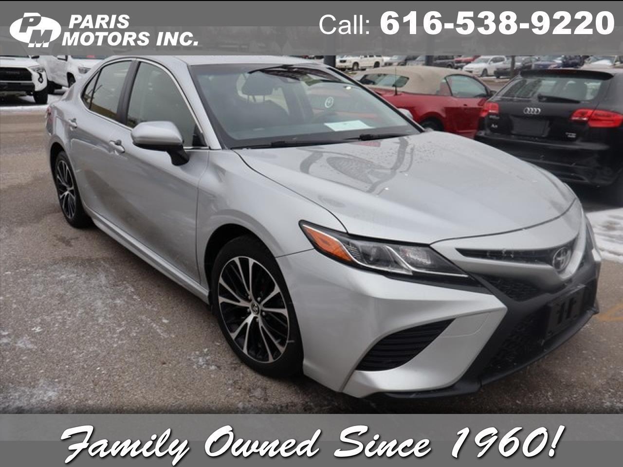 Toyota Camry  2018