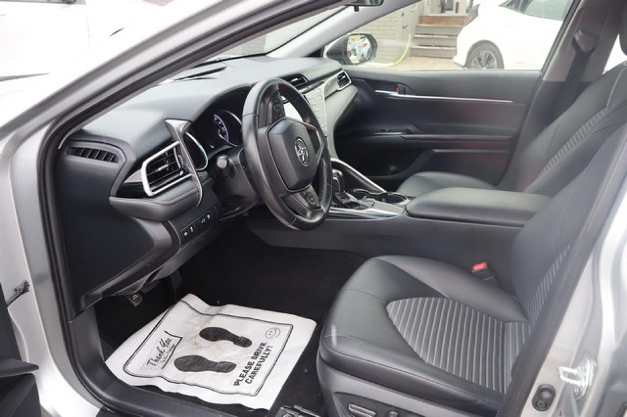 Toyota Camry  2018