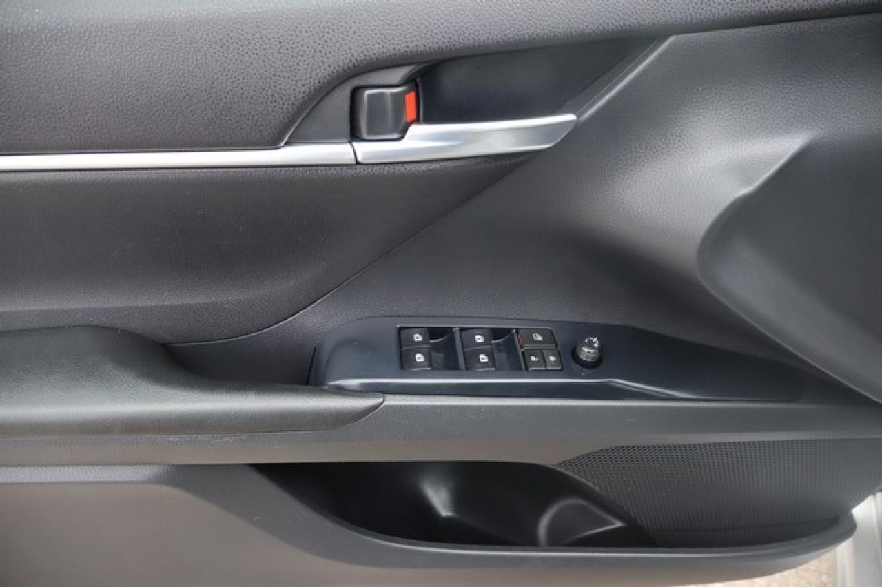 Toyota Camry  2018