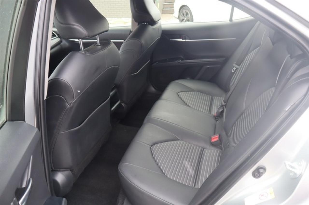 Toyota Camry  2018