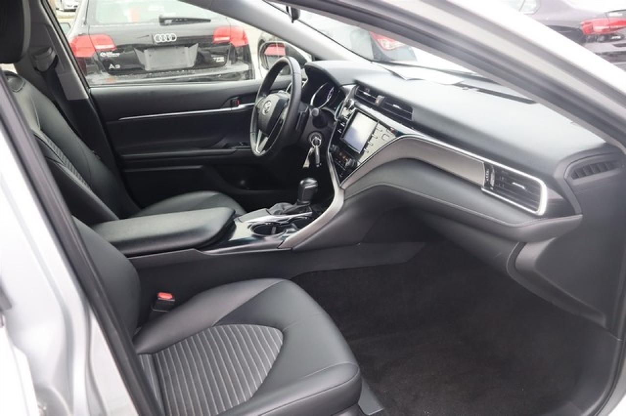 Toyota Camry  2018