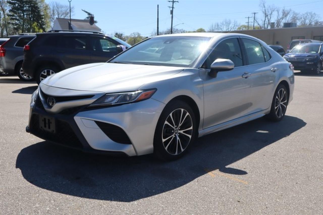 Toyota Camry  2018