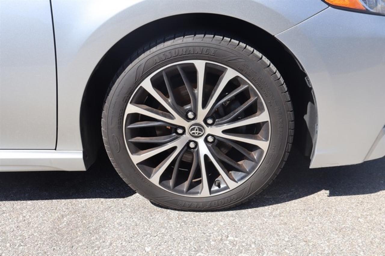 Toyota Camry  2018