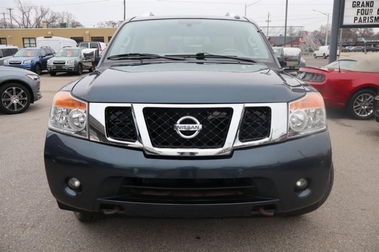 Nissan Armada  2013