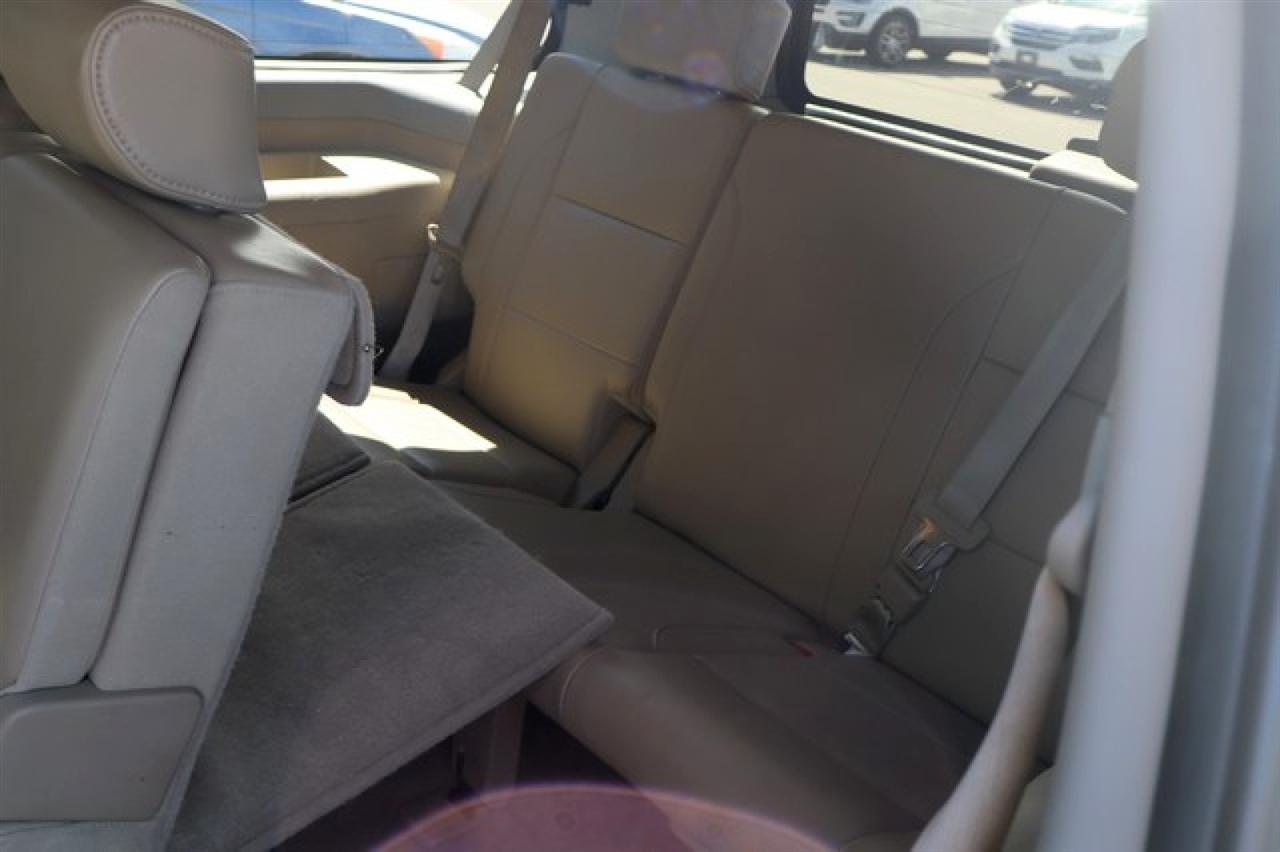 Nissan Armada  2013