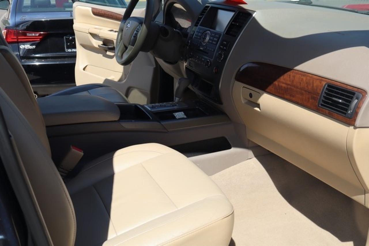Nissan Armada  2013