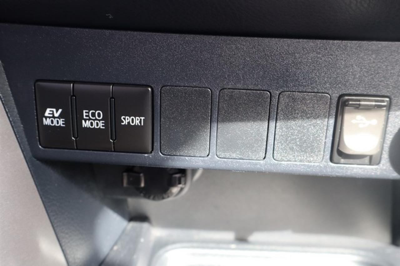 Toyota RAV4 Hybrid  2017