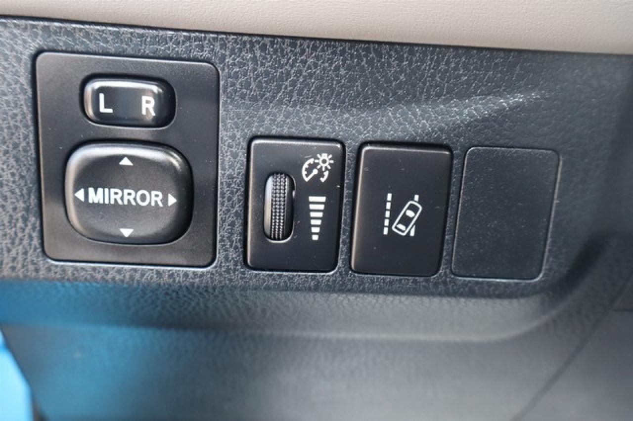 Toyota RAV4 Hybrid  2017