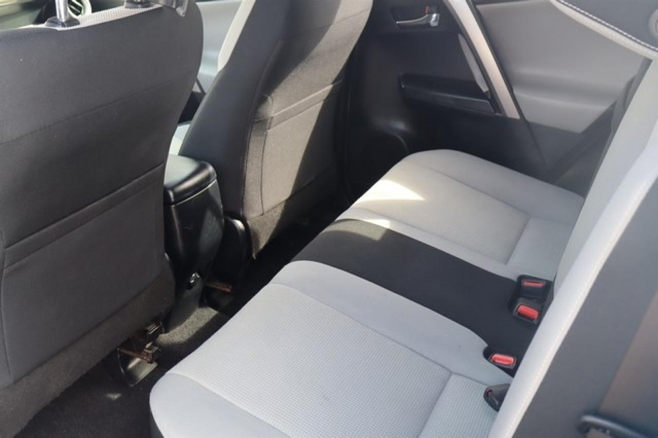 Toyota RAV4 Hybrid  2017