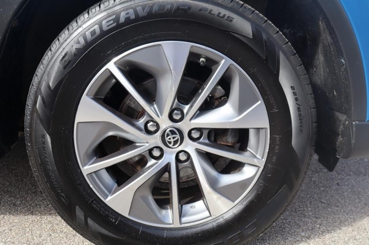 Toyota RAV4 Hybrid  2017