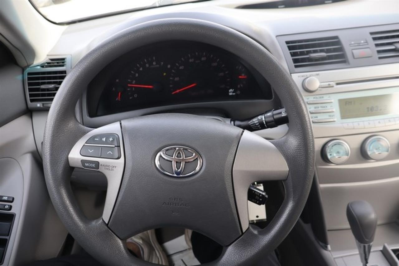 Toyota Camry  2009