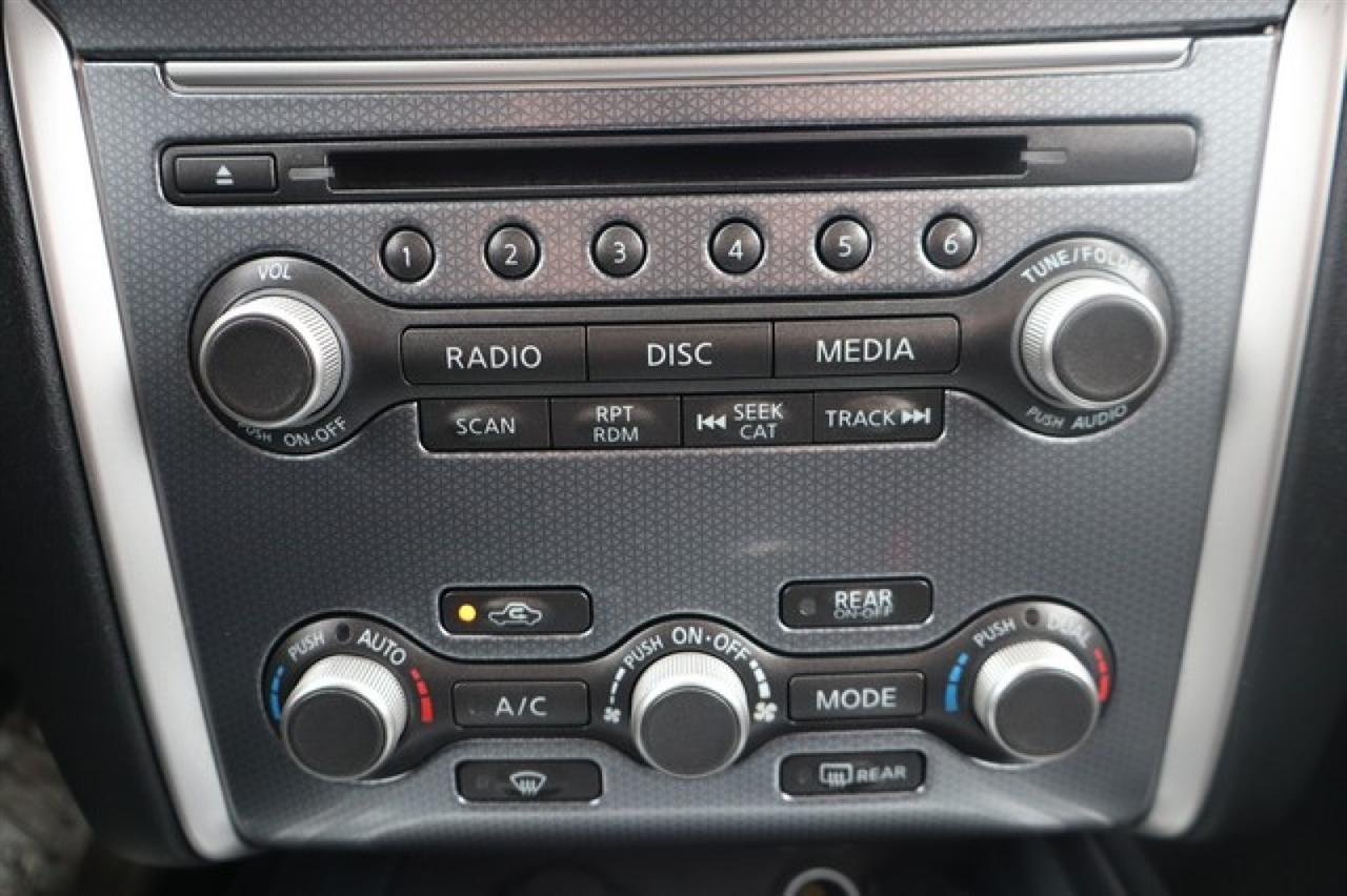 Nissan Pathfinder  2017