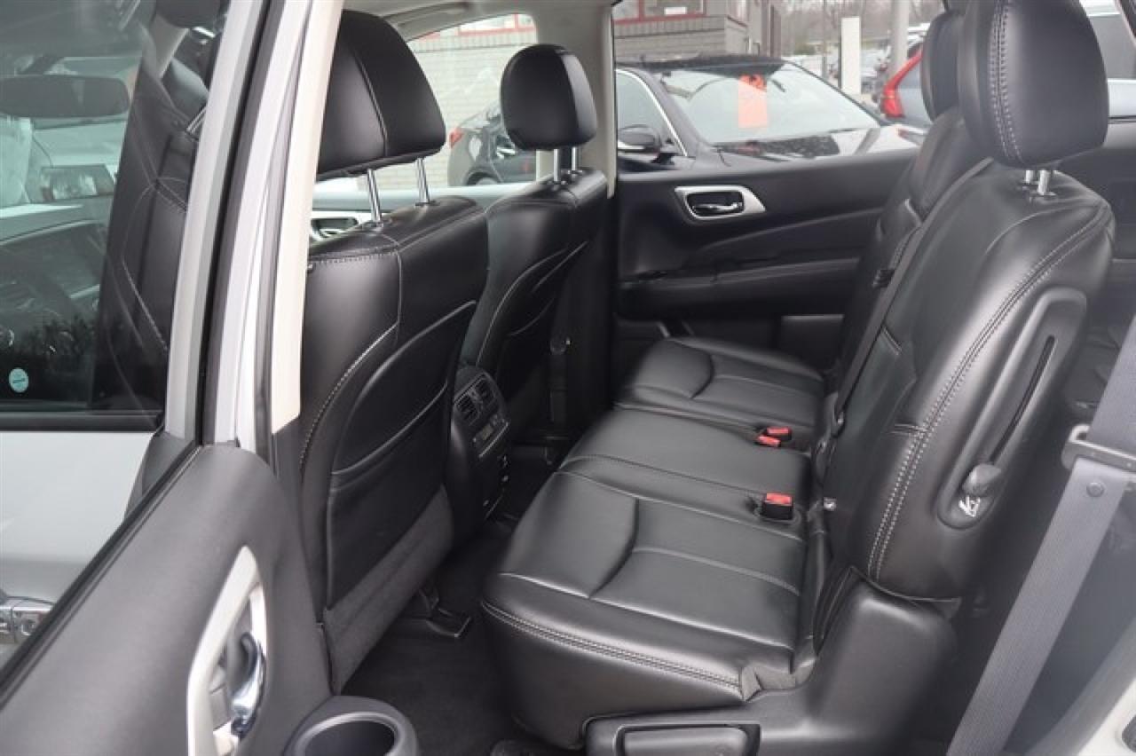 Nissan Pathfinder  2017