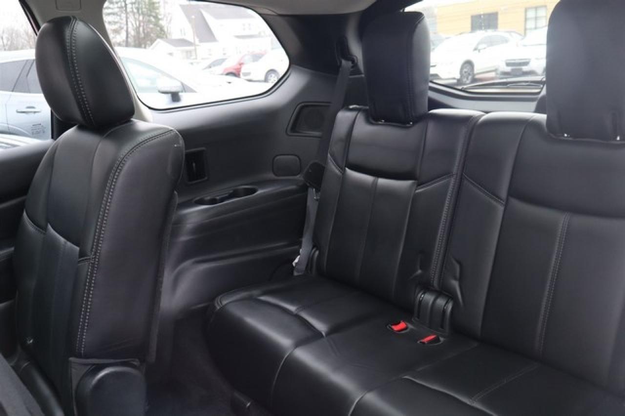 Nissan Pathfinder  2017