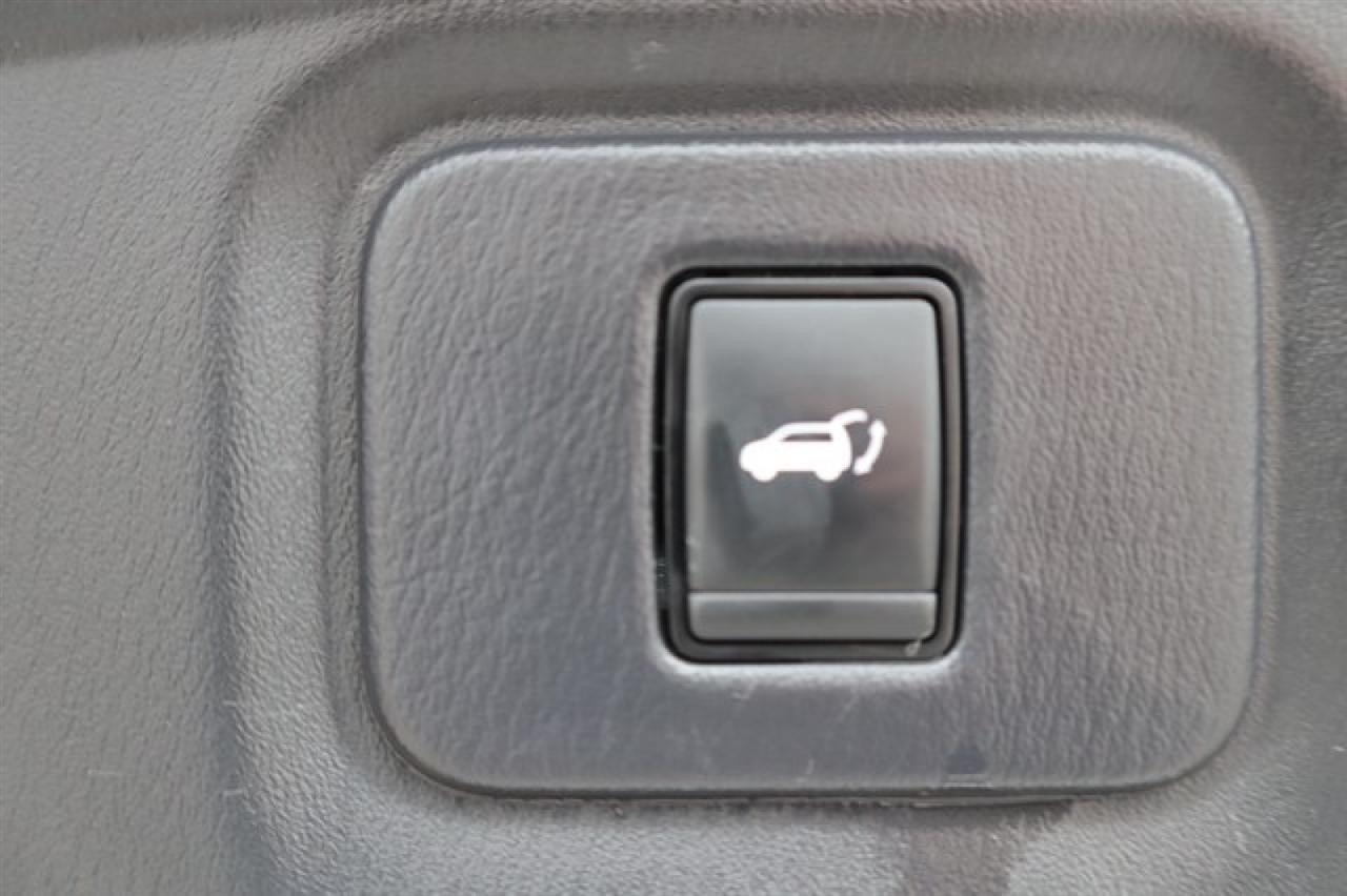 Nissan Pathfinder  2017