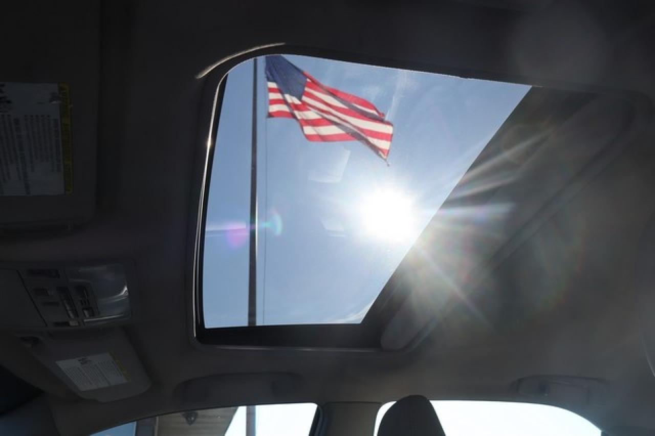 Toyota Camry Hybrid  2014