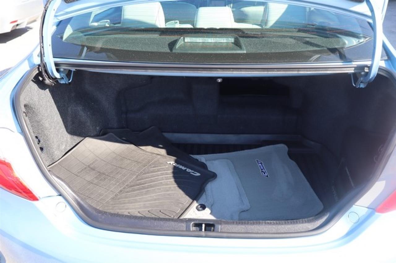 Toyota Camry Hybrid  2014