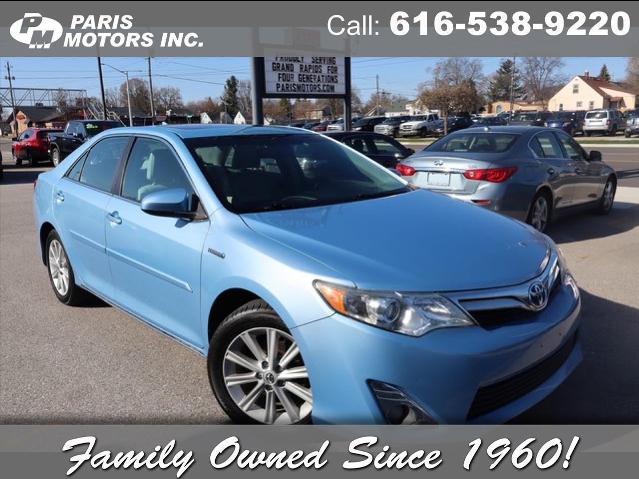 Toyota Camry Hybrid  2014