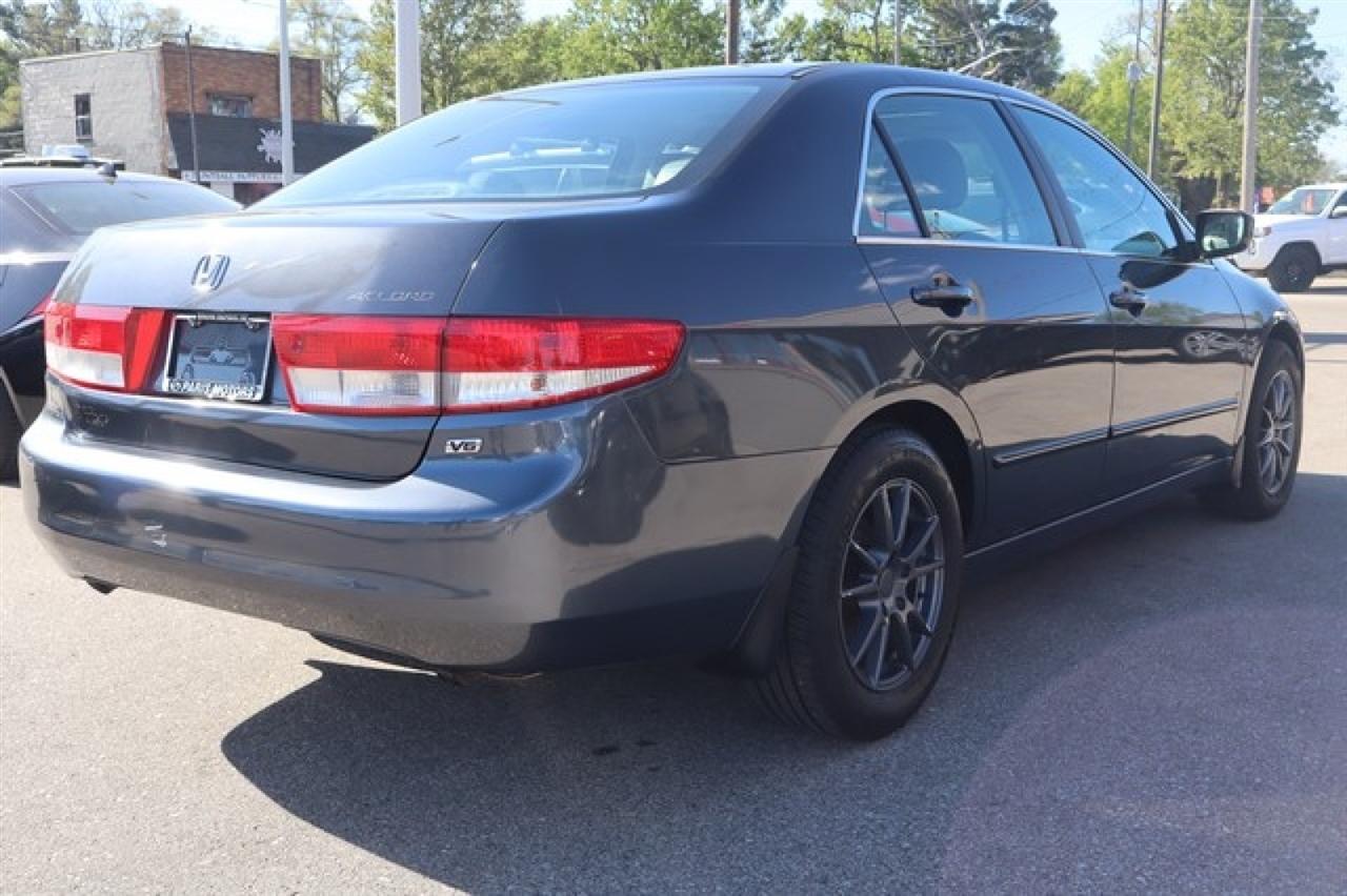 Honda Accord  2003