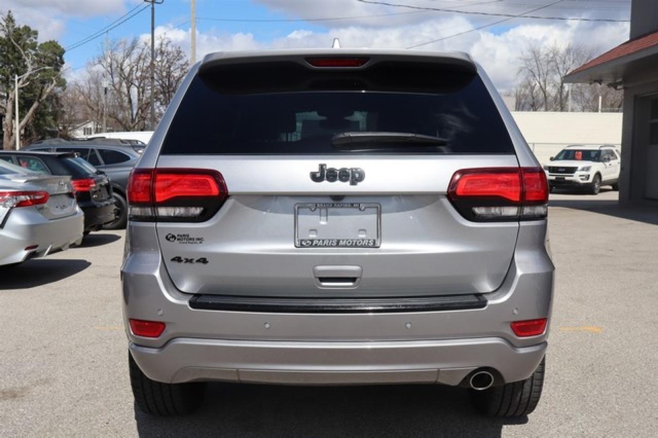 Jeep Grand Cherokee  2017