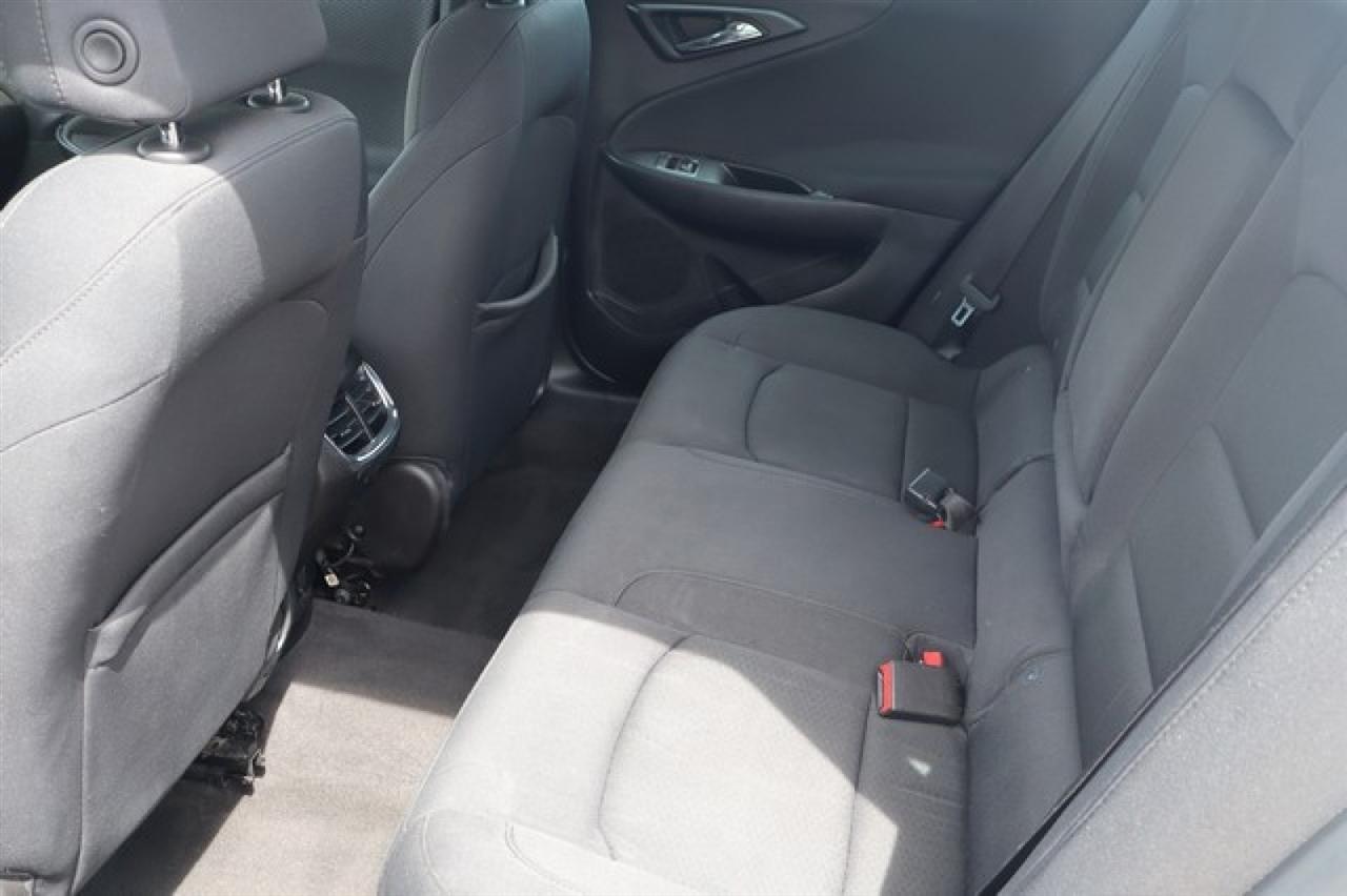 Chevrolet Malibu  2016
