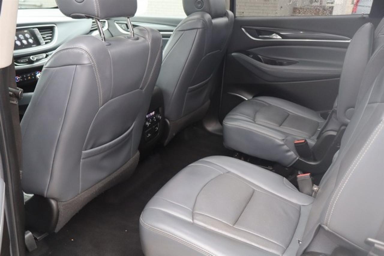 Buick Enclave  2018