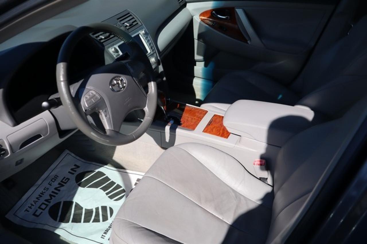 Toyota Camry  2010