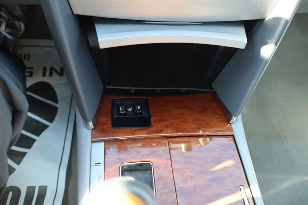 Toyota Camry  2010