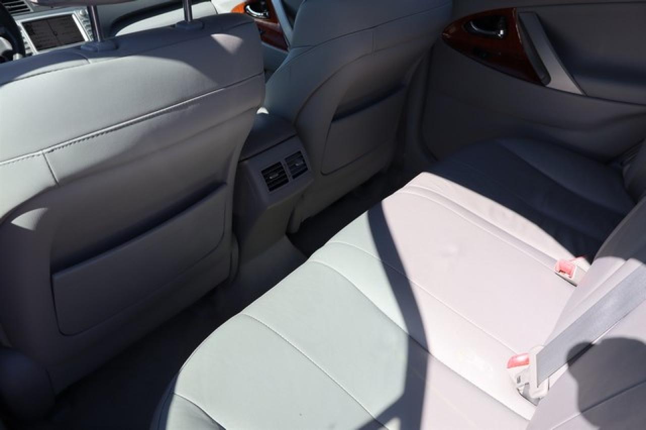 Toyota Camry  2010