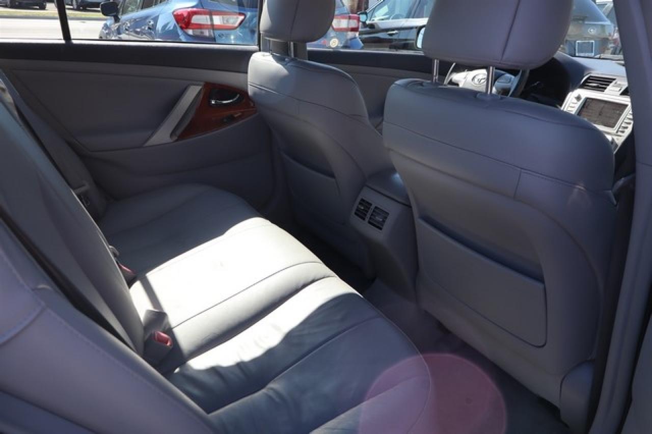 Toyota Camry  2010