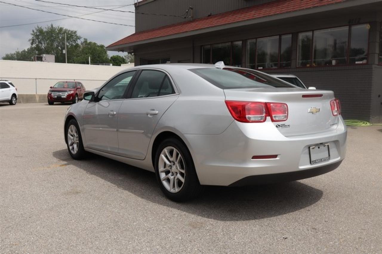 Chevrolet Malibu  2013