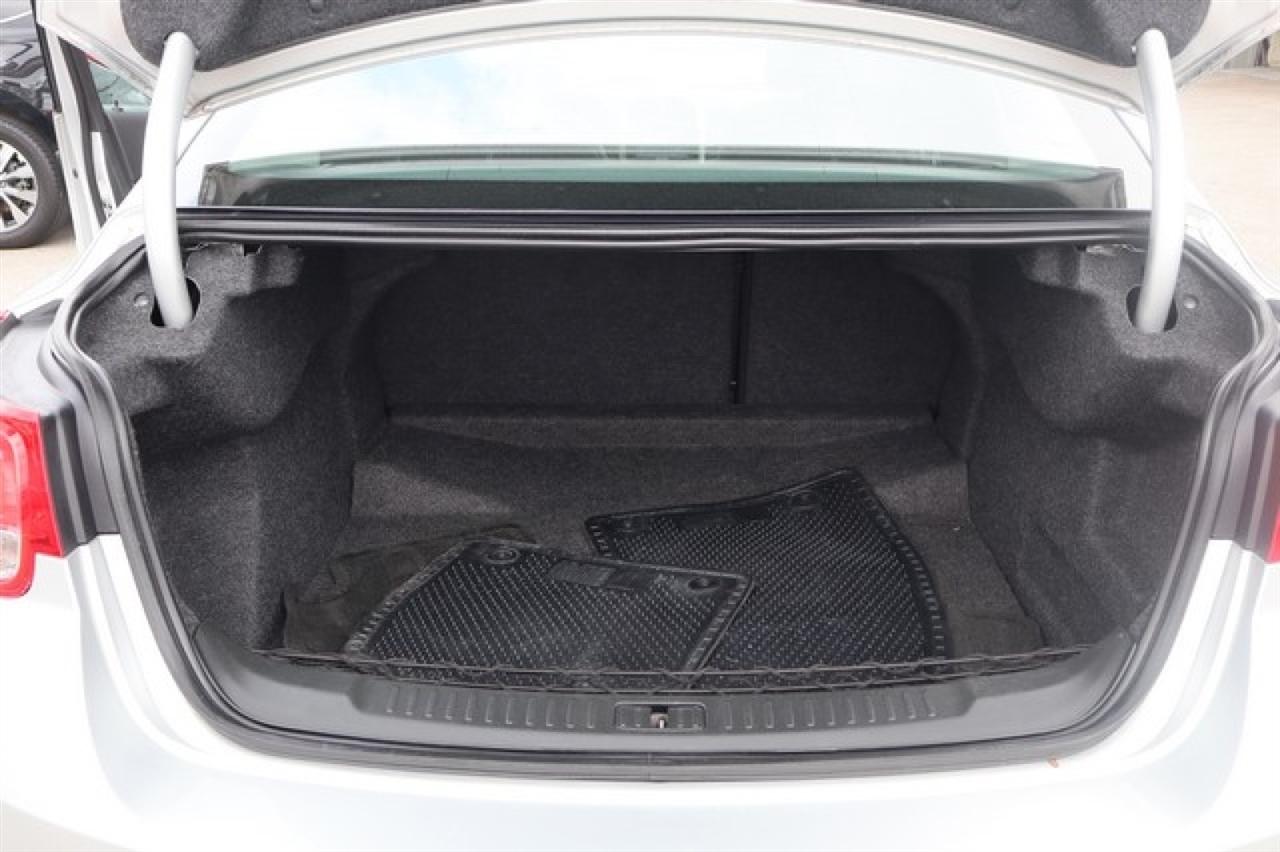 Chevrolet Malibu  2013