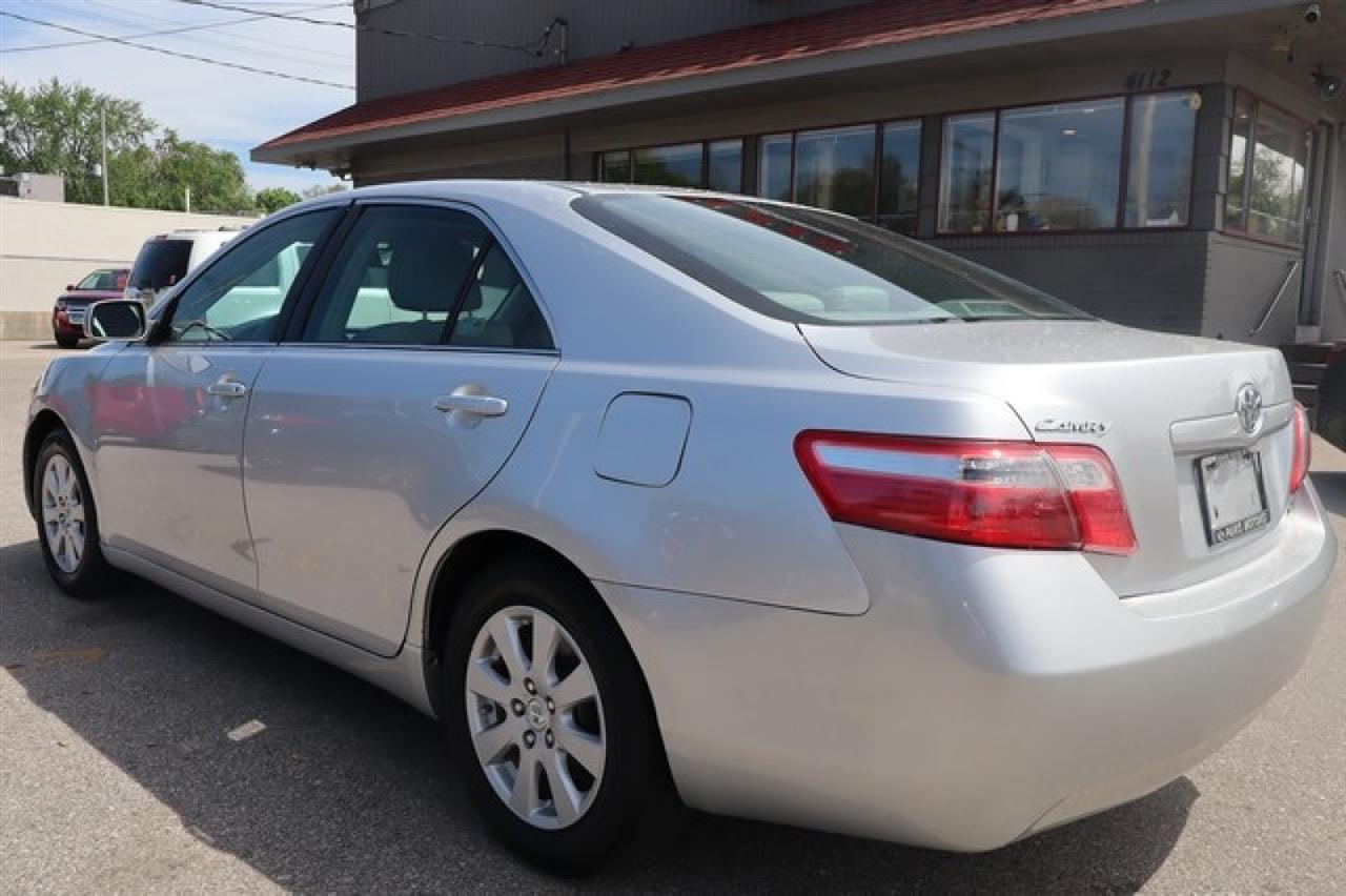 Toyota Camry  2009