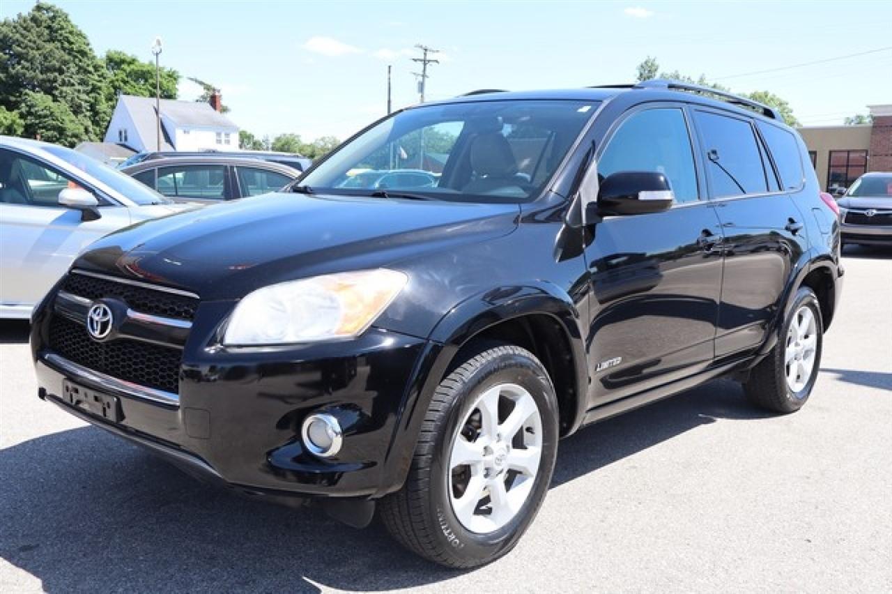 Toyota RAV4  2012