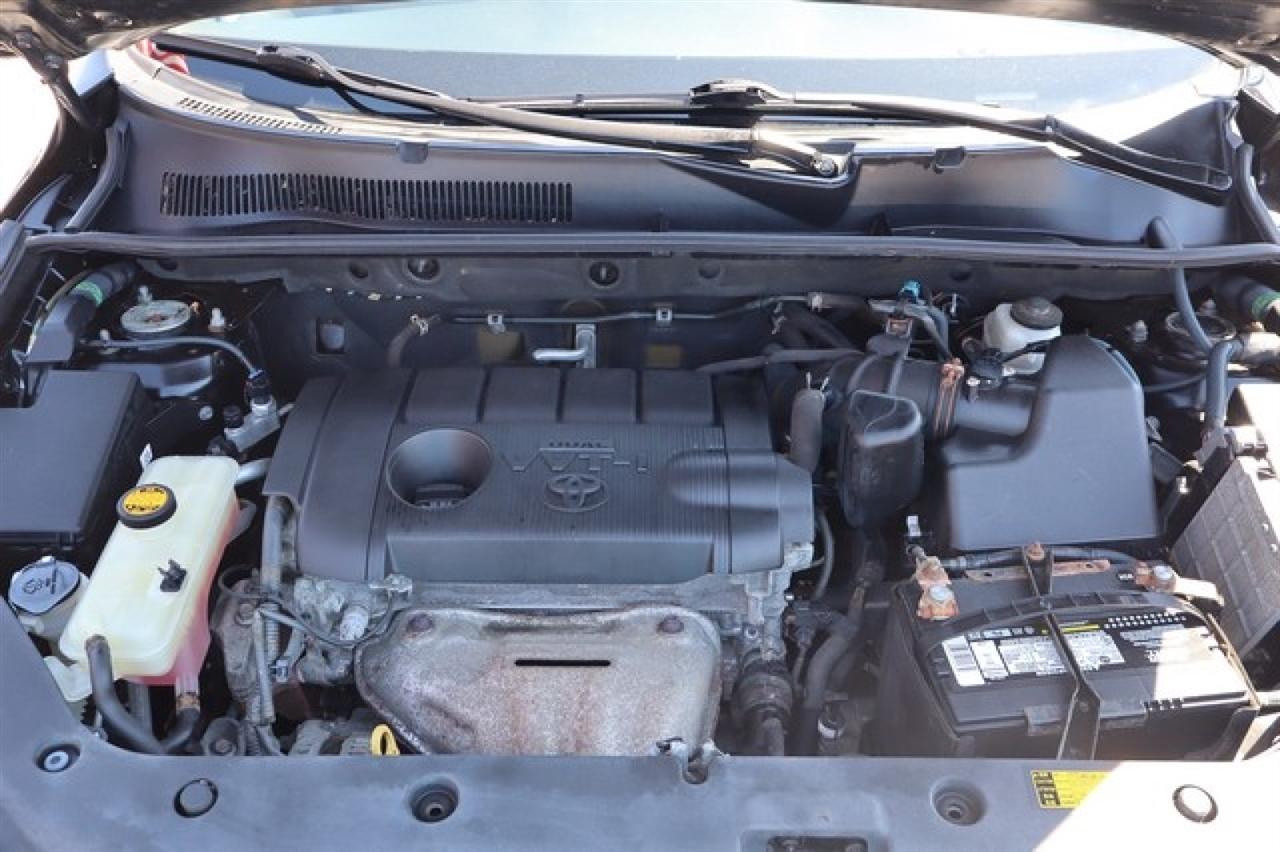 Toyota RAV4  2012
