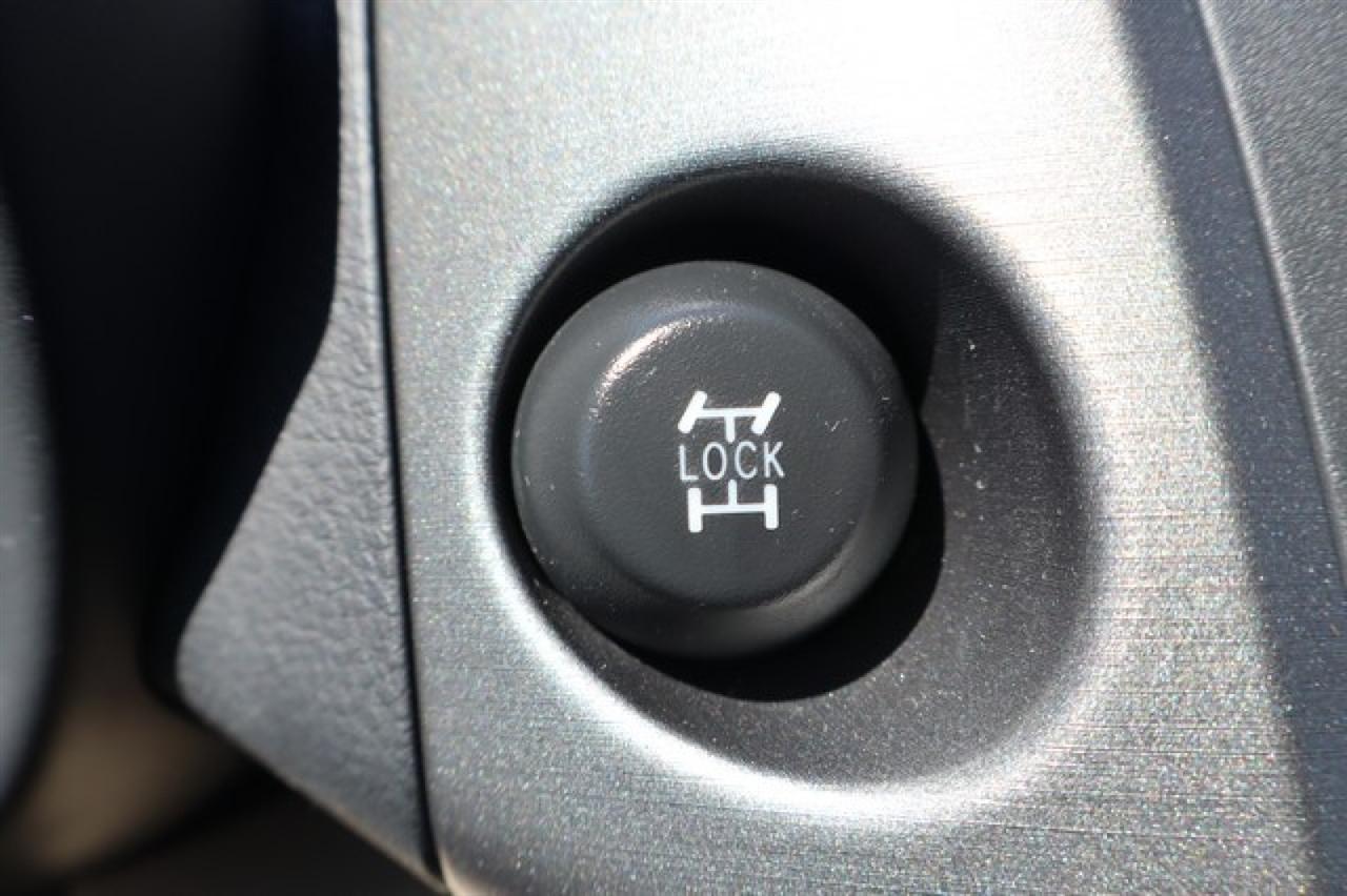 Toyota RAV4  2012