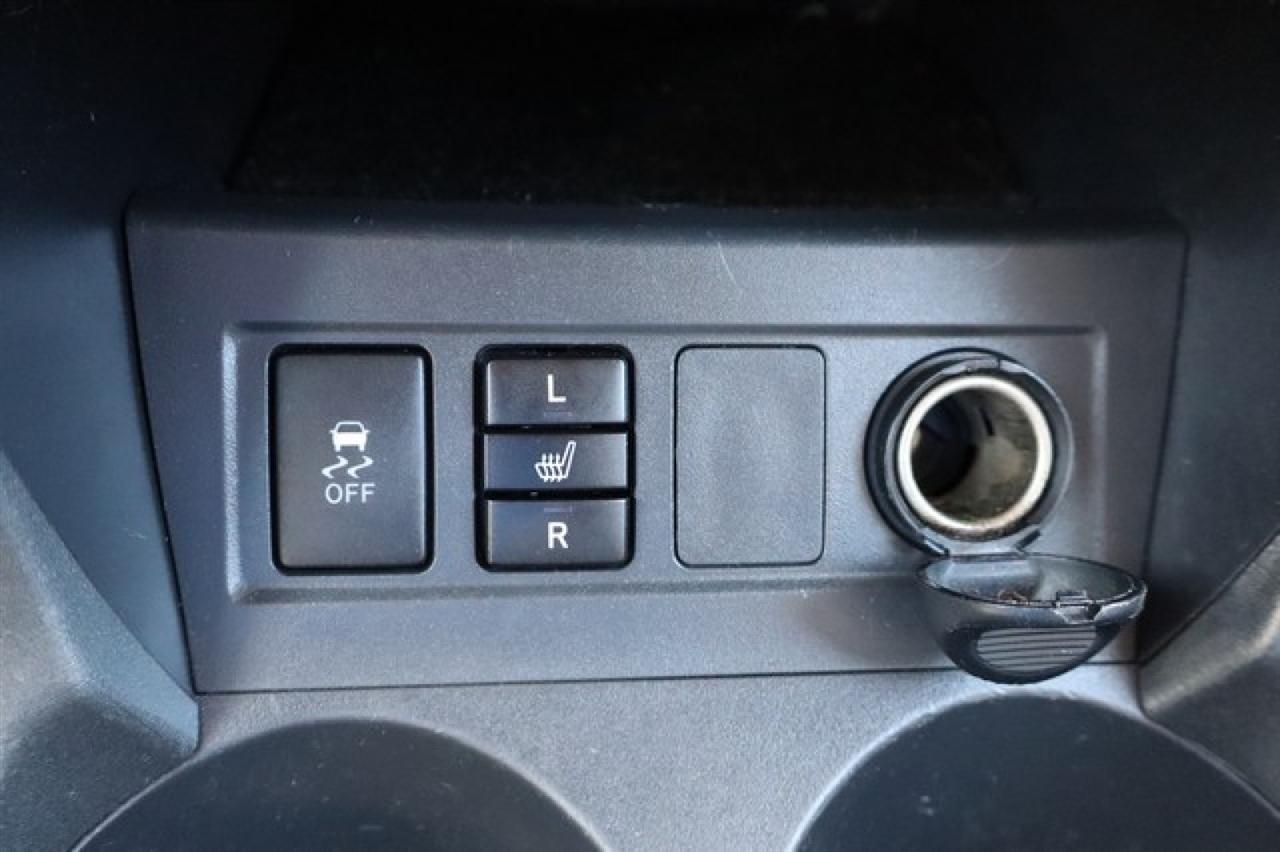 Toyota RAV4  2012