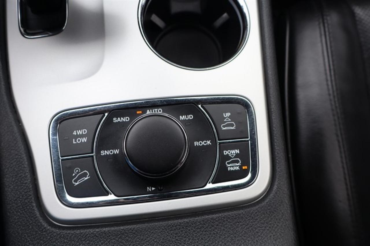 Jeep Grand Cherokee  2015