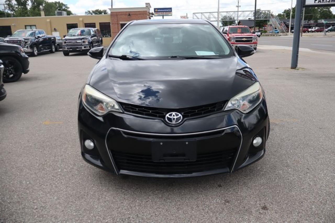 Toyota Corolla  2015