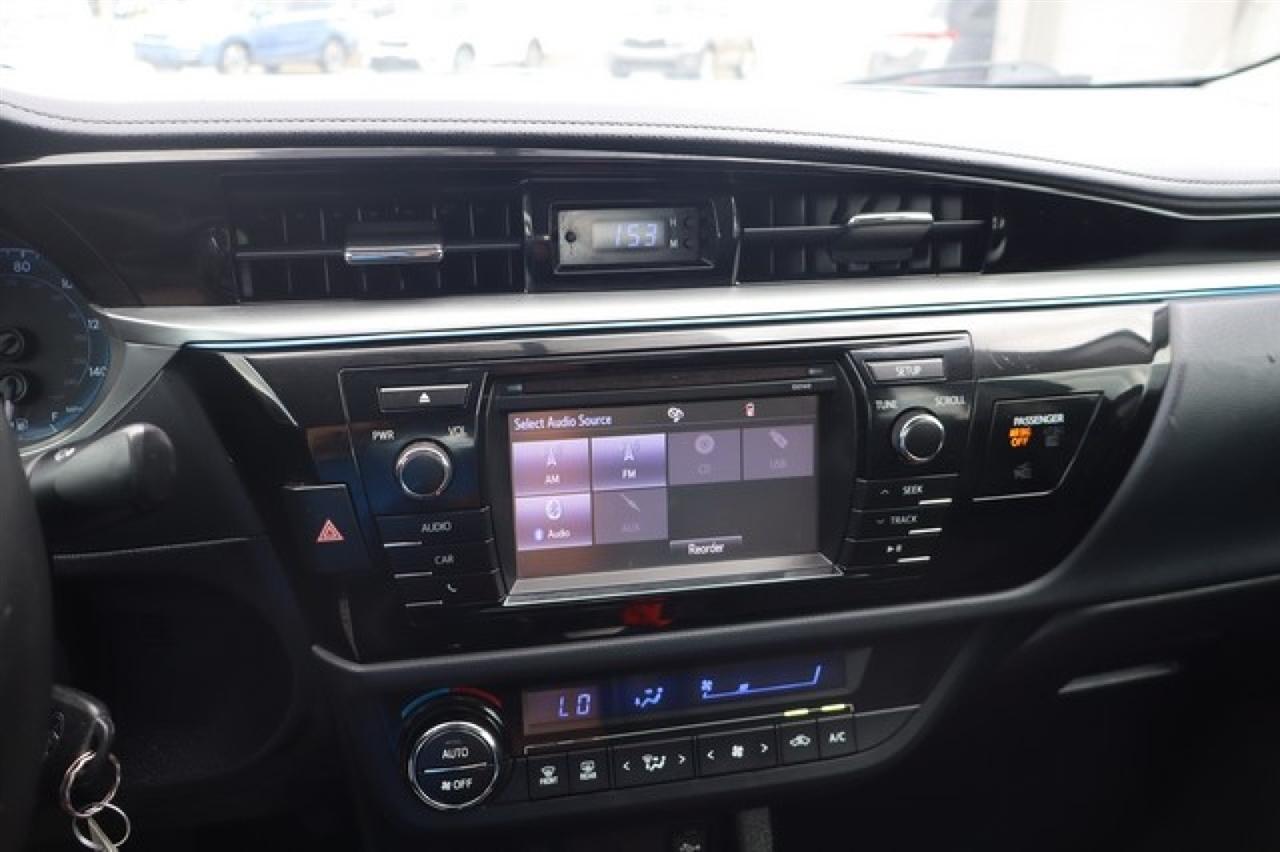 Toyota Corolla  2015