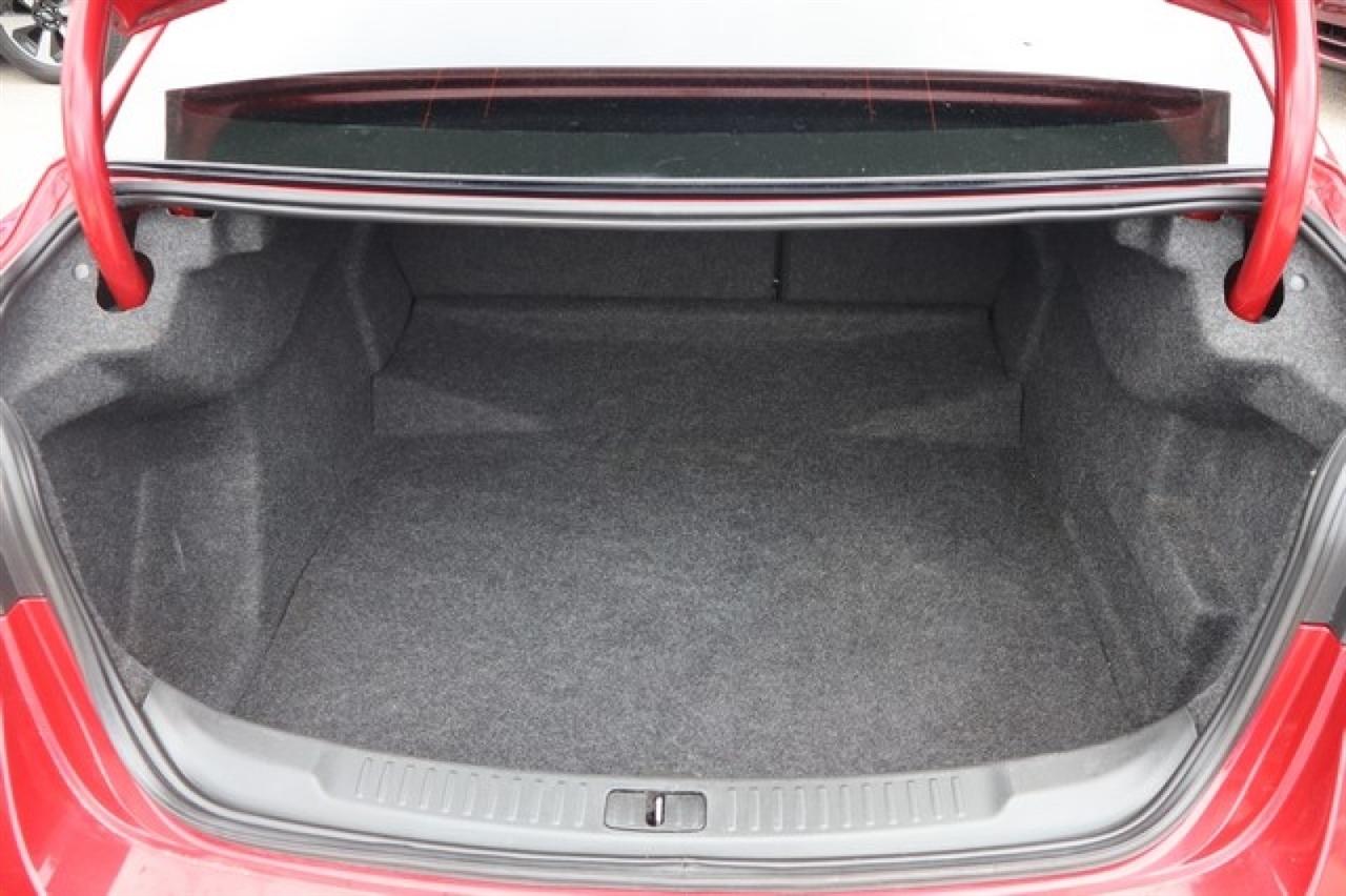 Chevrolet Malibu  2013