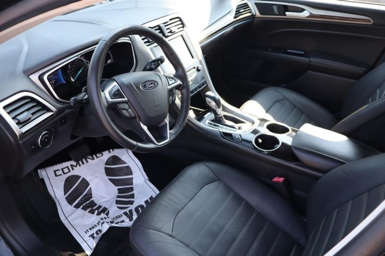 Ford Fusion Hybrid  2013