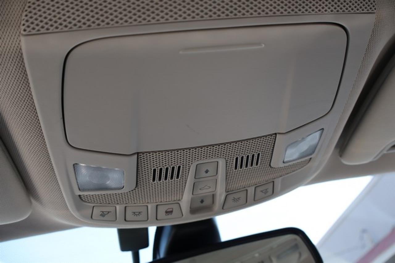 Ford Fusion Hybrid  2013