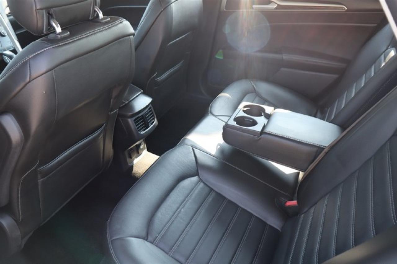 Ford Fusion Hybrid  2013